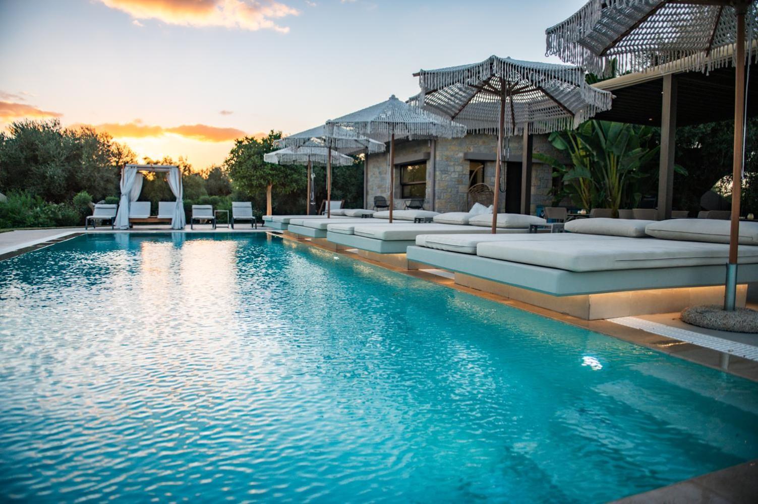 Nestor Luxury Villas Romanos  外观 照片