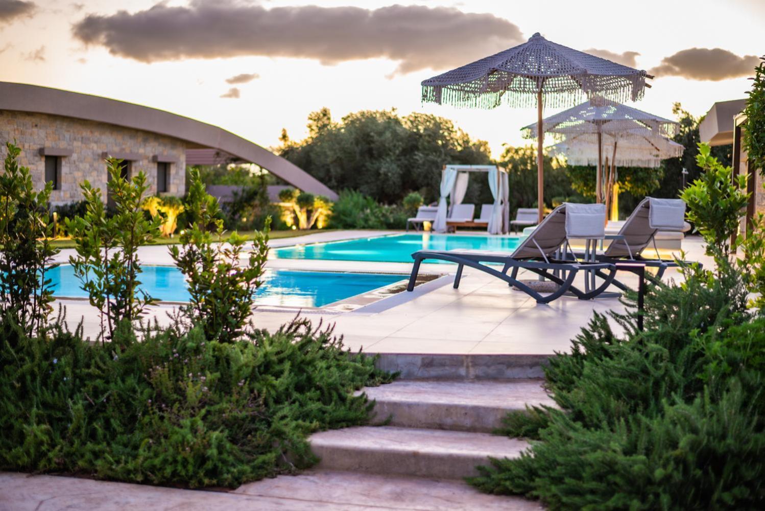 Nestor Luxury Villas Romanos  外观 照片