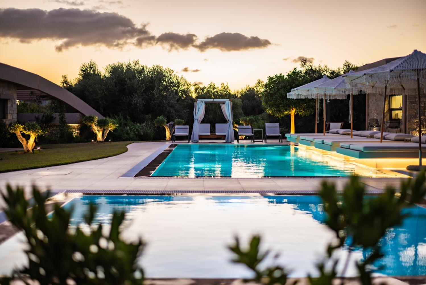 Nestor Luxury Villas Romanos  外观 照片